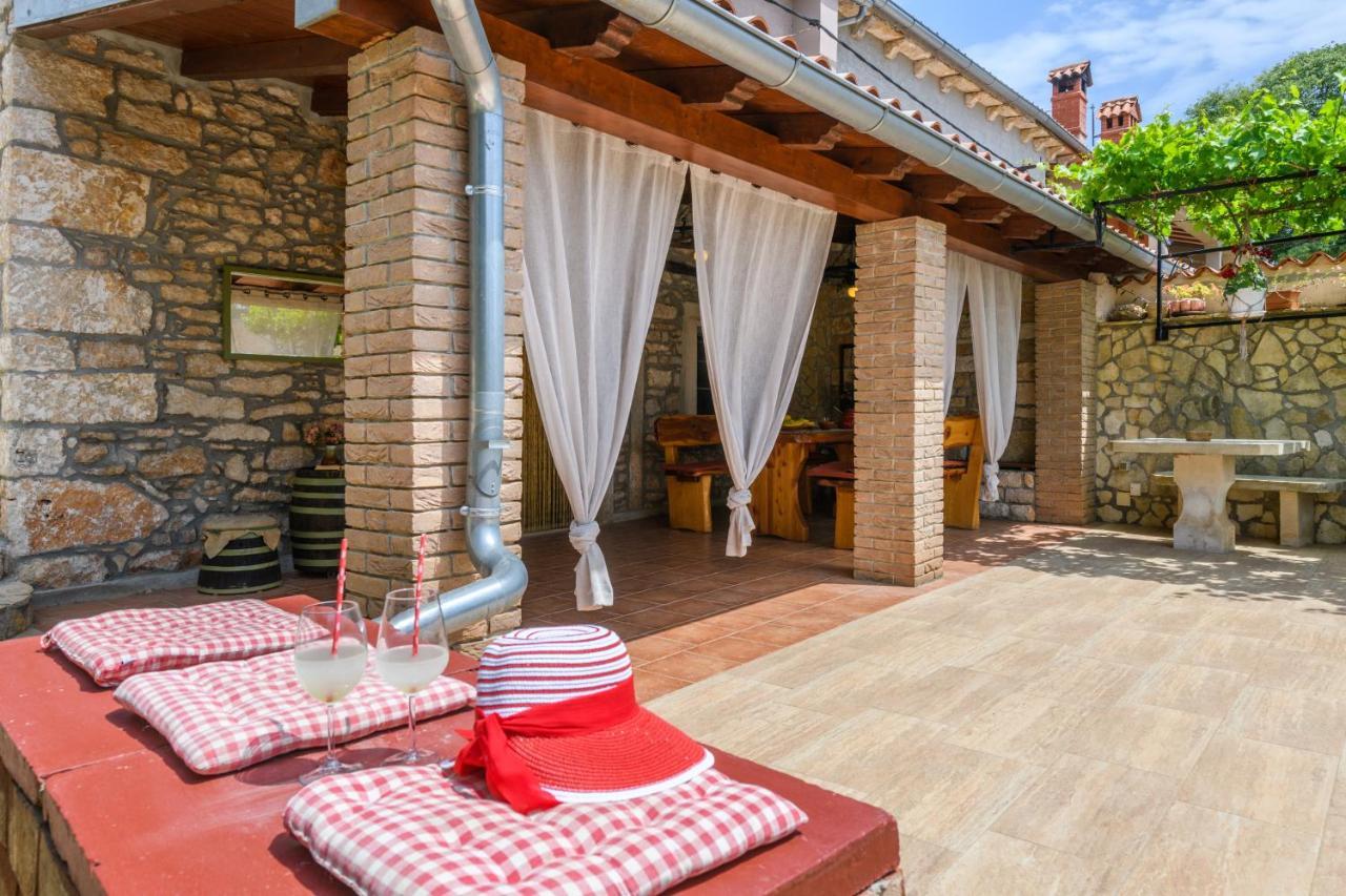 Rustic Istrian House Varesco Krnica Exterior photo