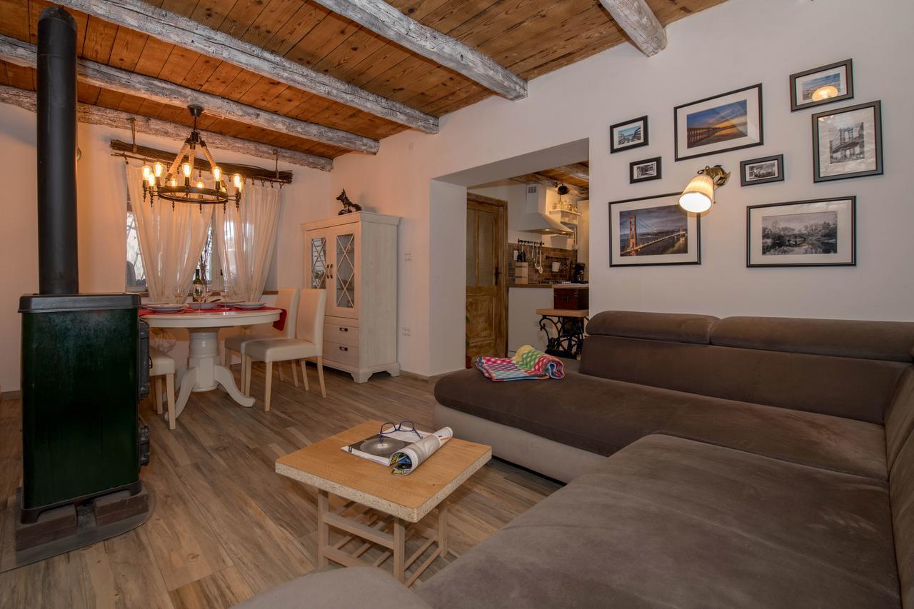 Rustic Istrian House Varesco Krnica Exterior photo