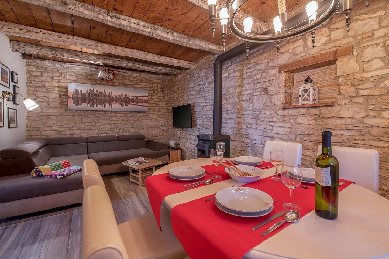 Rustic Istrian House Varesco Krnica Exterior photo